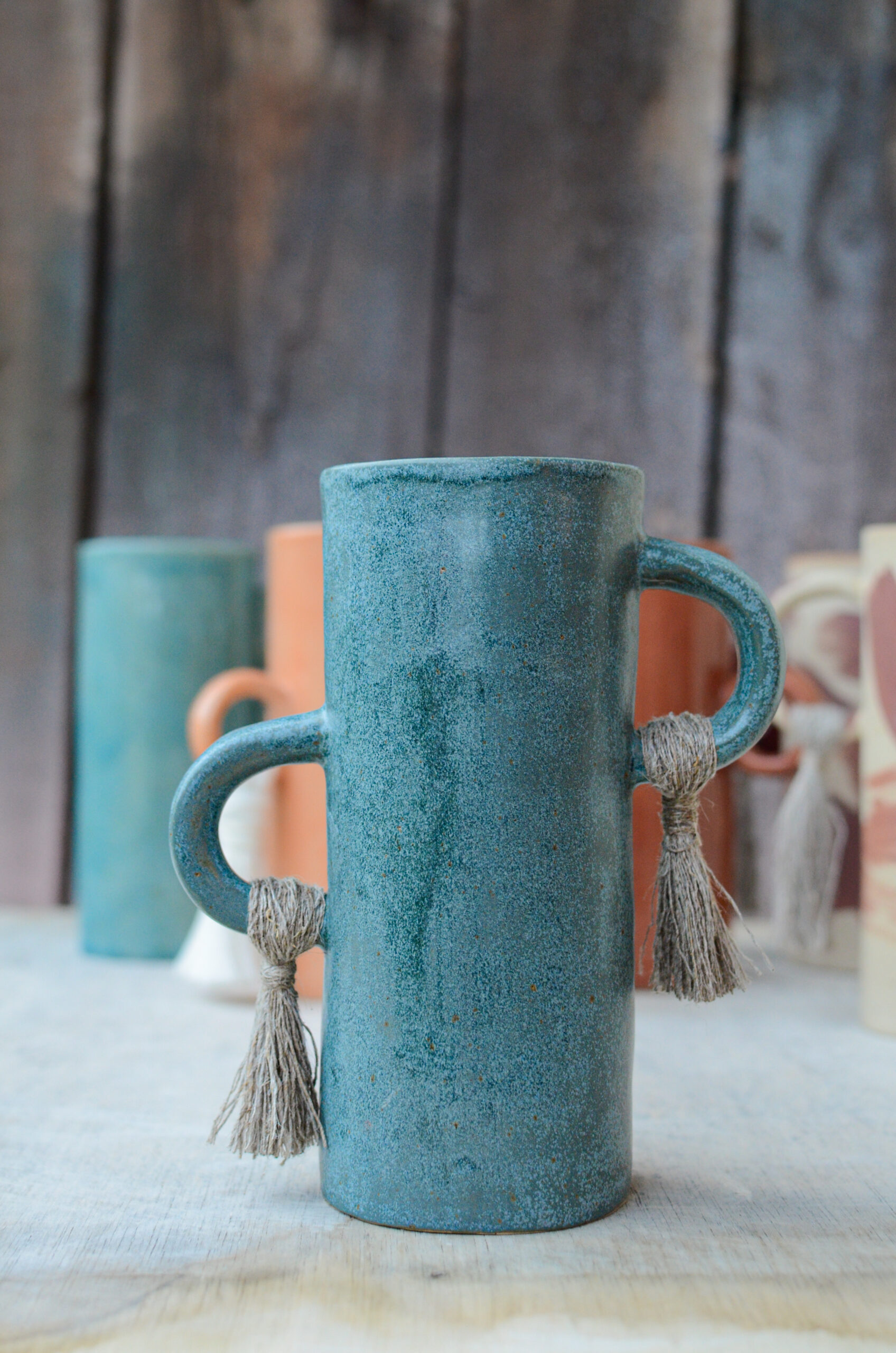 Turkusowy wazon z lnem - obrazek 3