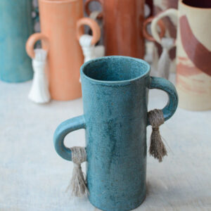 Turkusowy wazon z lnem