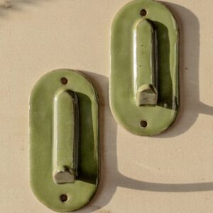 zestaw oliwkowych wieszaków ściennych (2szt.)